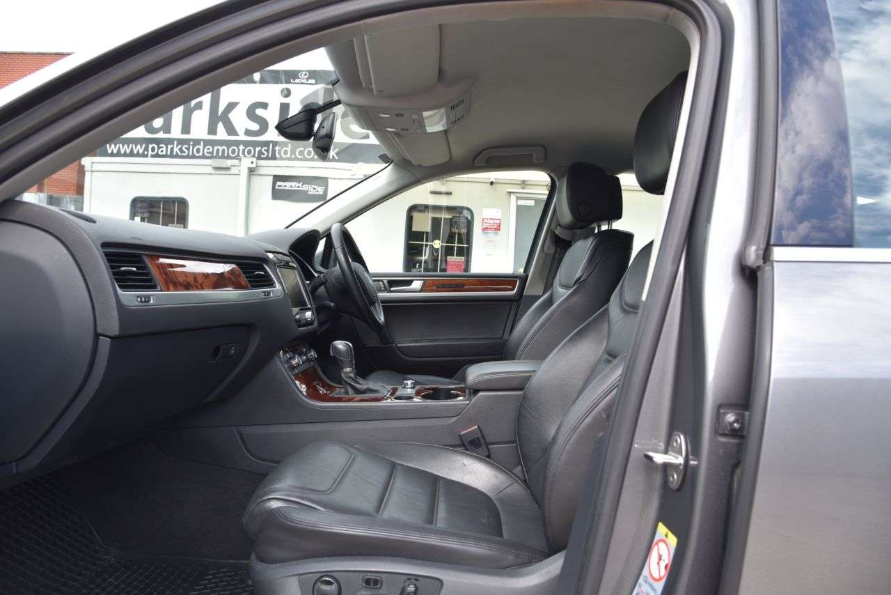 2013 VOLKSWAGEN TOUAREG 2013 VOLKSWAGEN TOUAREG