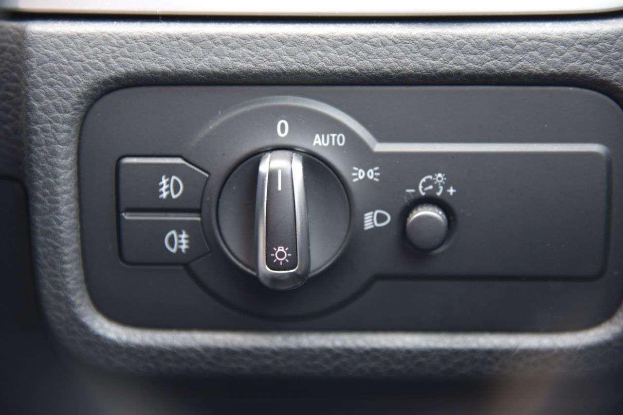 2013 VOLKSWAGEN TOUAREG 2013 VOLKSWAGEN TOUAREG