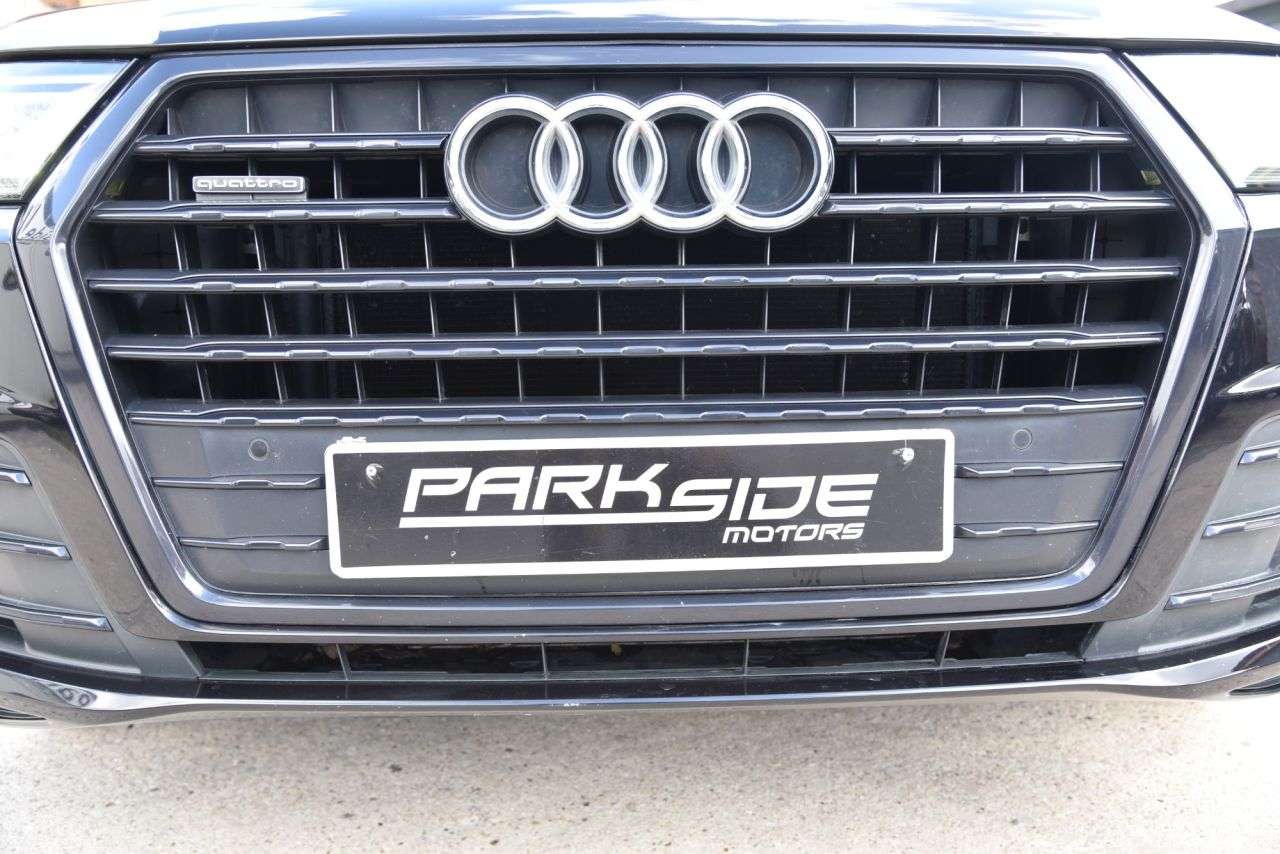 2018 AUDI Q7 2018 AUDI Q7