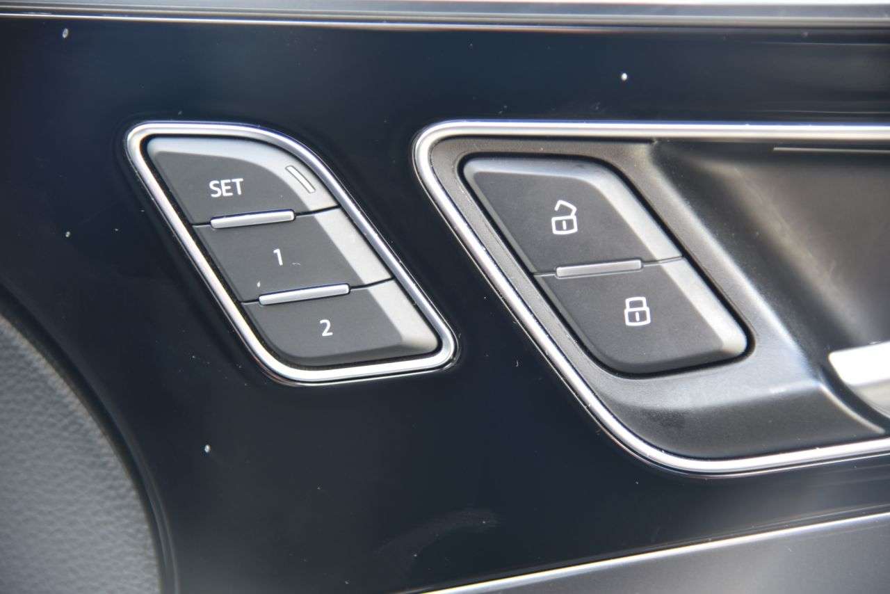 2018 AUDI Q7 2018 AUDI Q7