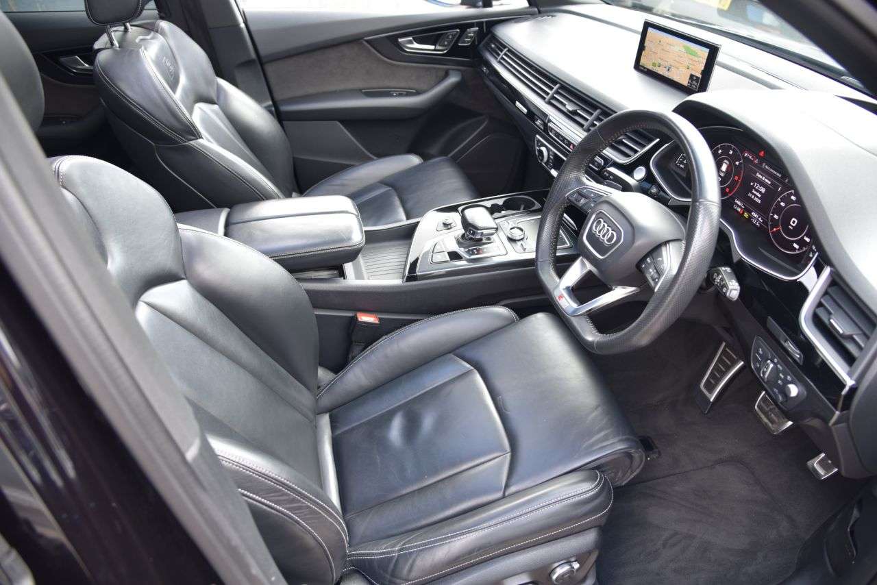 2018 AUDI Q7 2018 AUDI Q7
