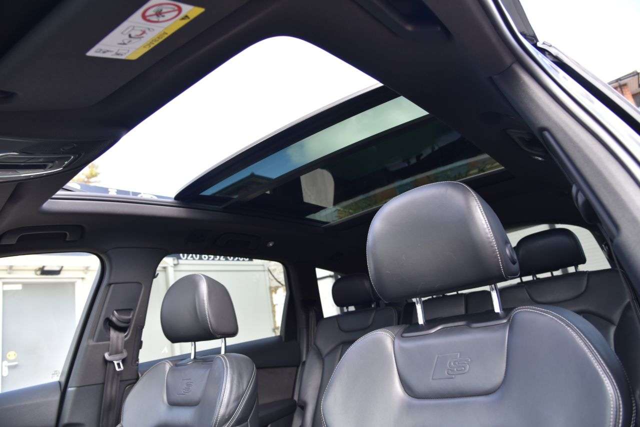 2018 AUDI Q7 2018 AUDI Q7