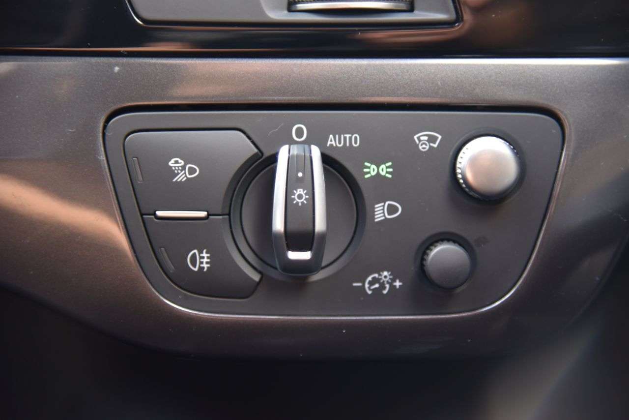 2018 AUDI Q7 2018 AUDI Q7