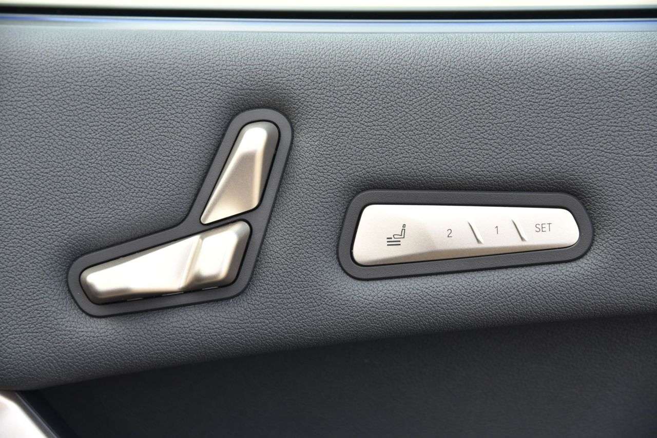 2023 BMW IX 2023 BMW IX