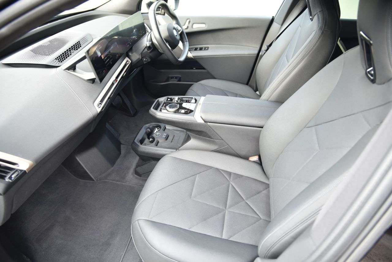 2023 BMW IX 2023 BMW IX