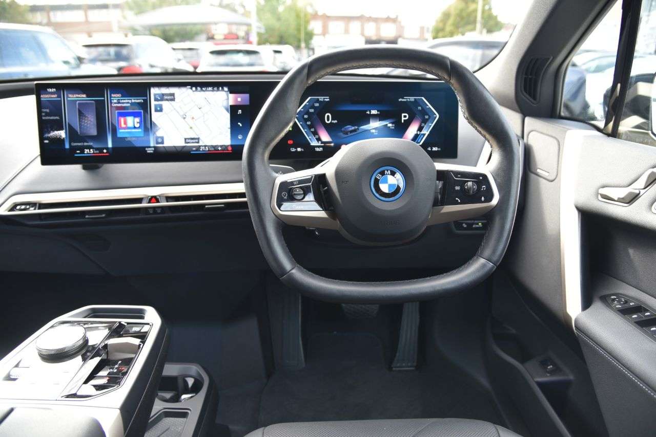 2023 BMW IX 2023 BMW IX