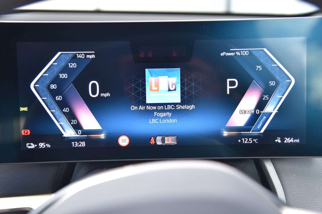 2023 BMW IX 2023 BMW IX