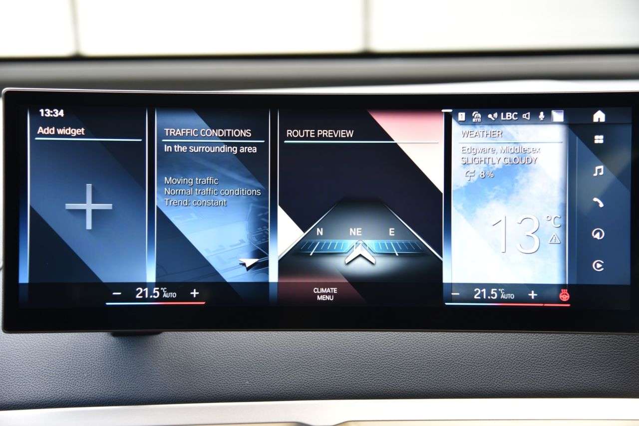 2023 BMW IX 2023 BMW IX