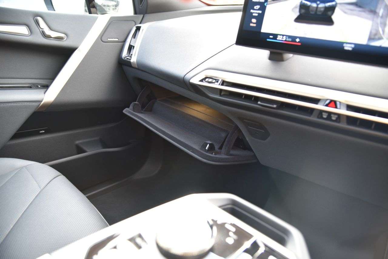 2023 BMW IX 2023 BMW IX