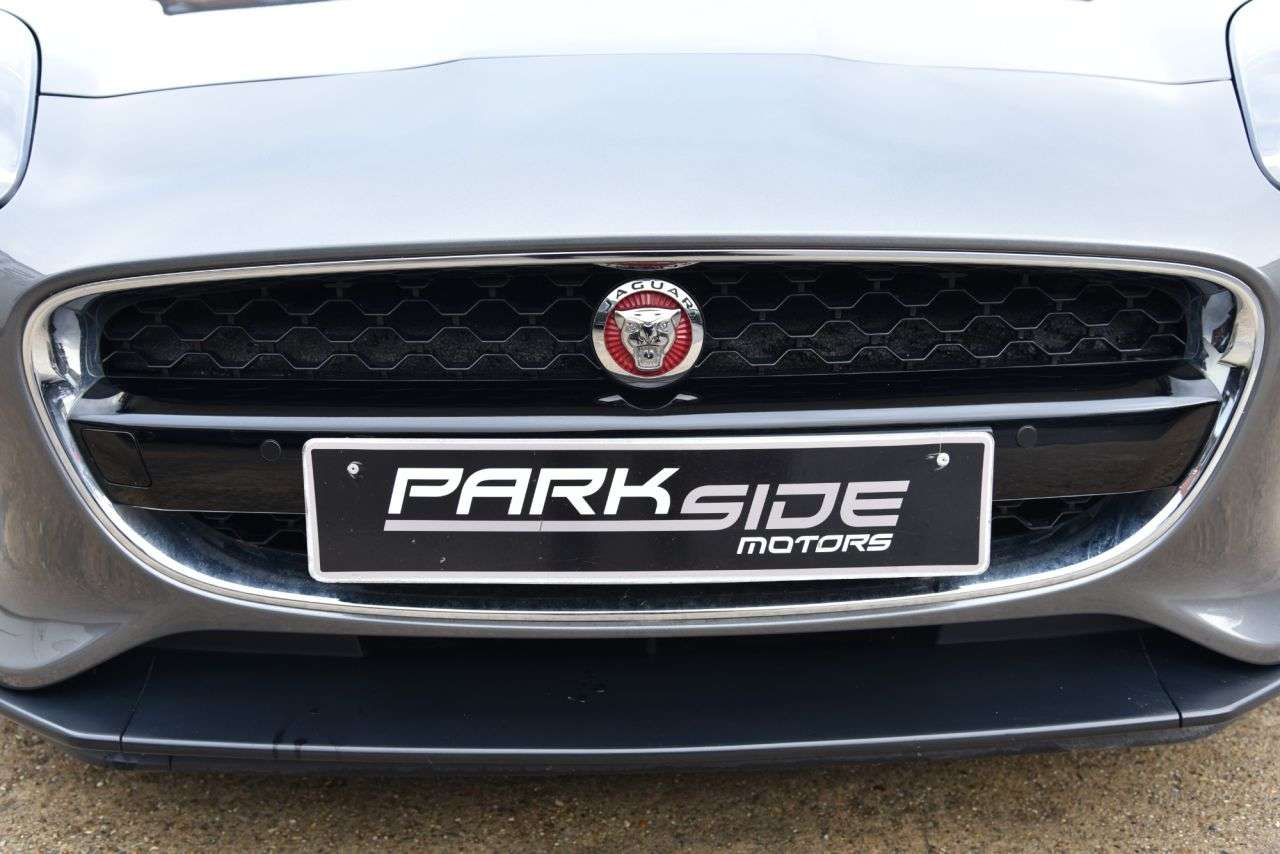 2019 JAGUAR F-TYPE 2019 JAGUAR F-TYPE