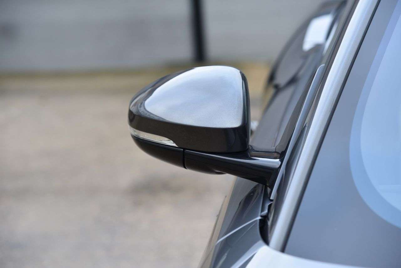 2019 JAGUAR F-TYPE 2019 JAGUAR F-TYPE