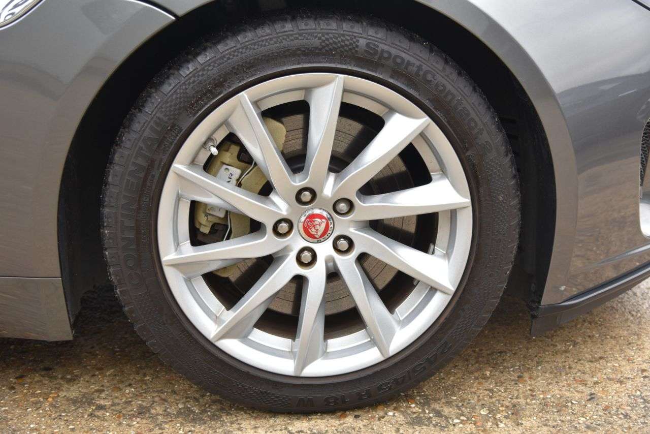 2019 JAGUAR F-TYPE 2019 JAGUAR F-TYPE