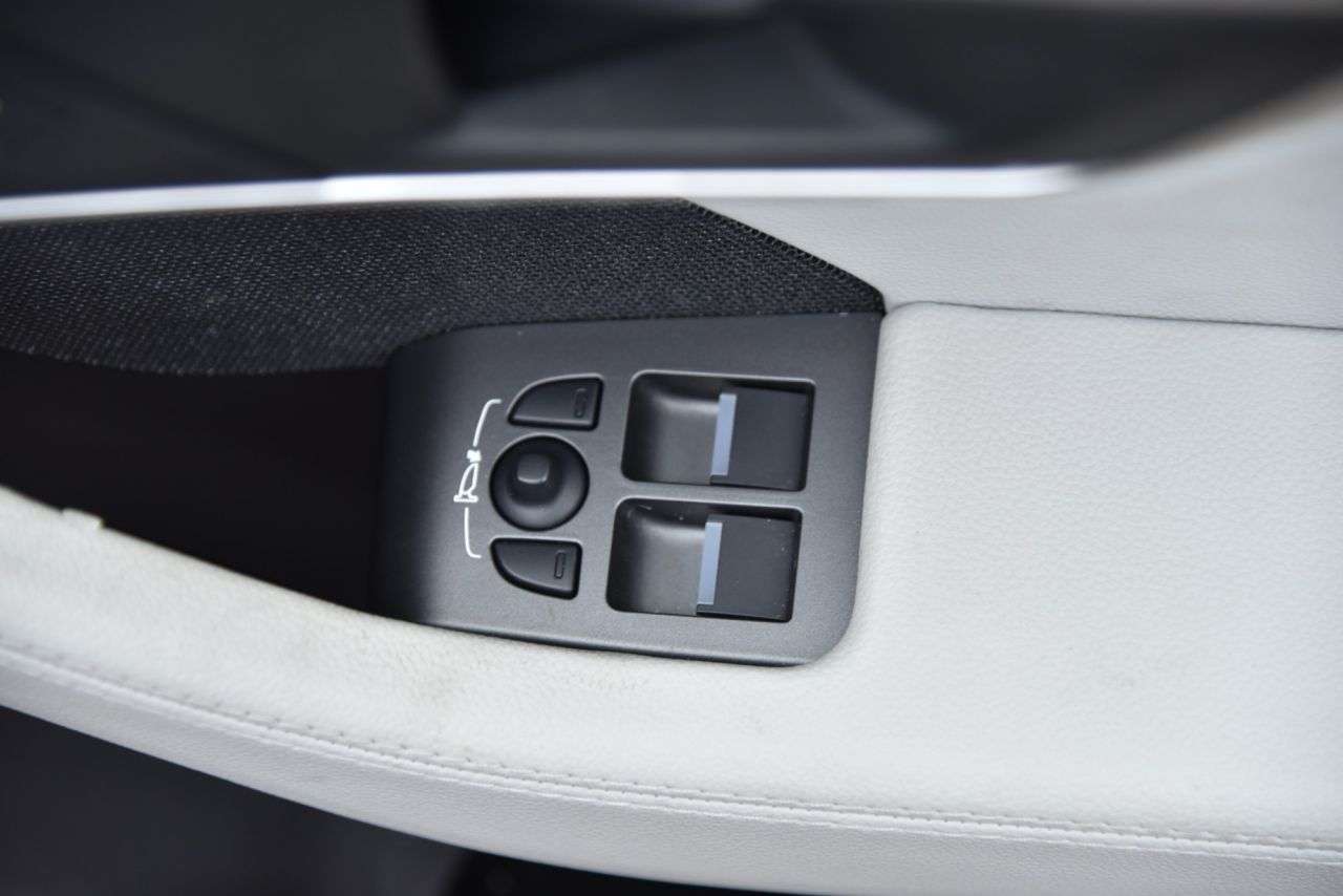 2019 JAGUAR F-TYPE 2019 JAGUAR F-TYPE