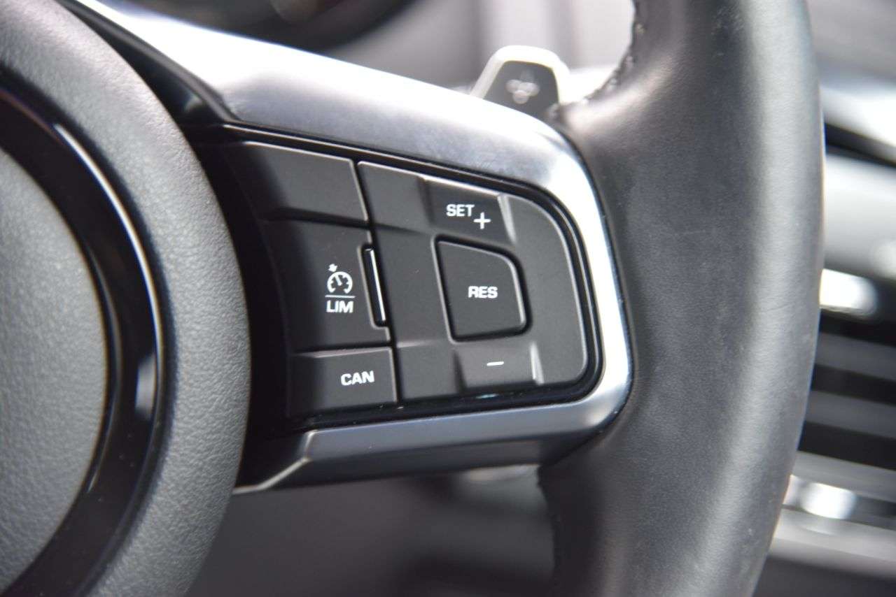 2019 JAGUAR F-TYPE 2019 JAGUAR F-TYPE