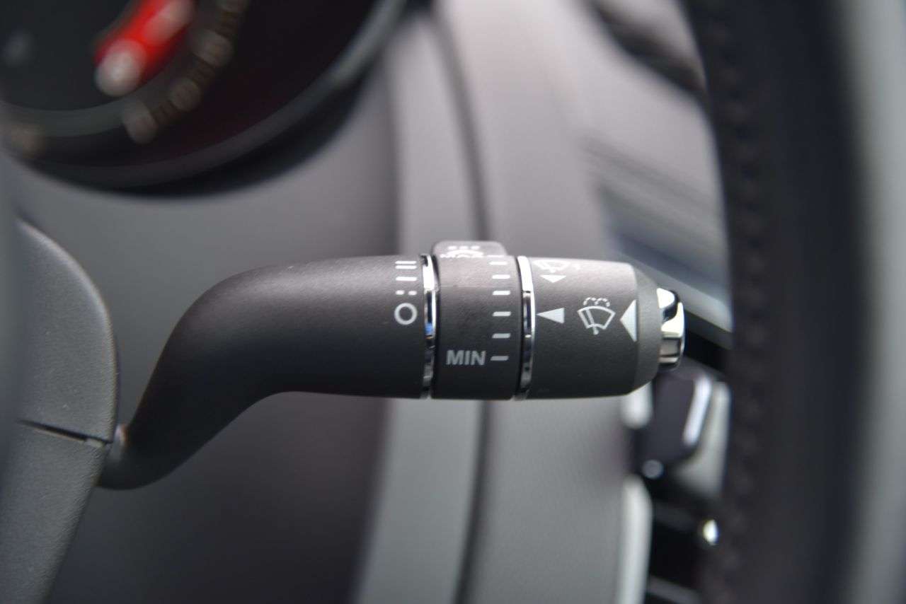 2019 JAGUAR F-TYPE 2019 JAGUAR F-TYPE