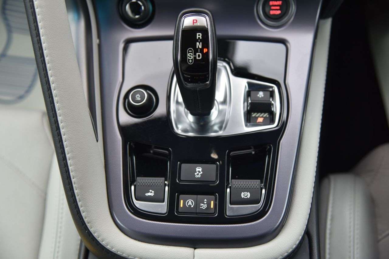 2019 JAGUAR F-TYPE 2019 JAGUAR F-TYPE