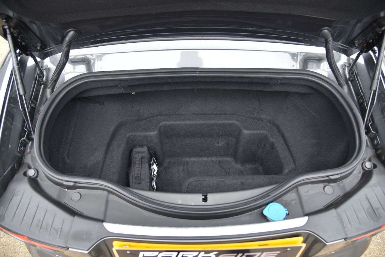 2019 JAGUAR F-TYPE 2019 JAGUAR F-TYPE