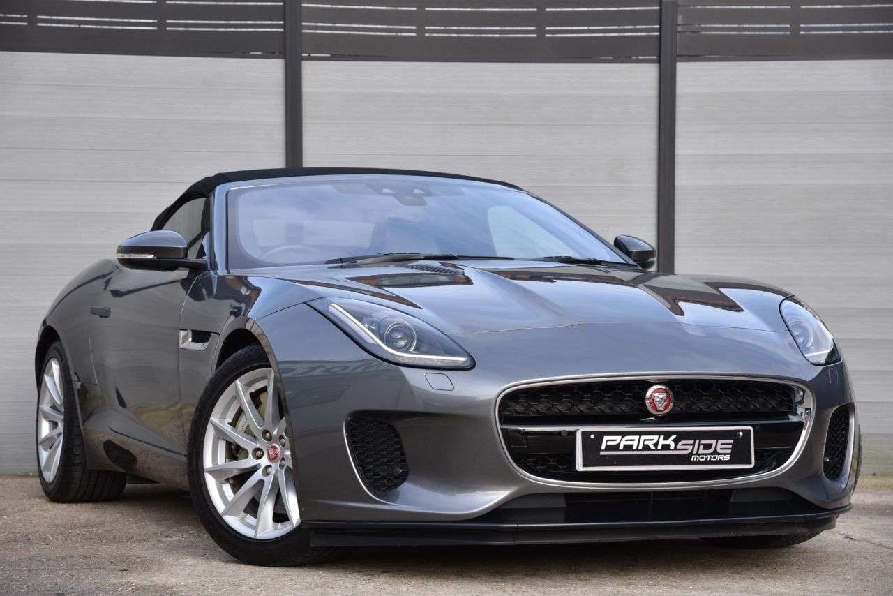 A 2019 JAGUAR F-TYPE 3.0 V6 GPF Convertible 2dr Petrol Auto Euro 6 (s/s) (340 ps) SATNAV | CAMER A 2019 JAGUAR F-TYPE 3.0 V6 GPF Convertible 2dr Petrol Auto Euro 6 (s/s) (340 ps) SATNAV | CAMER