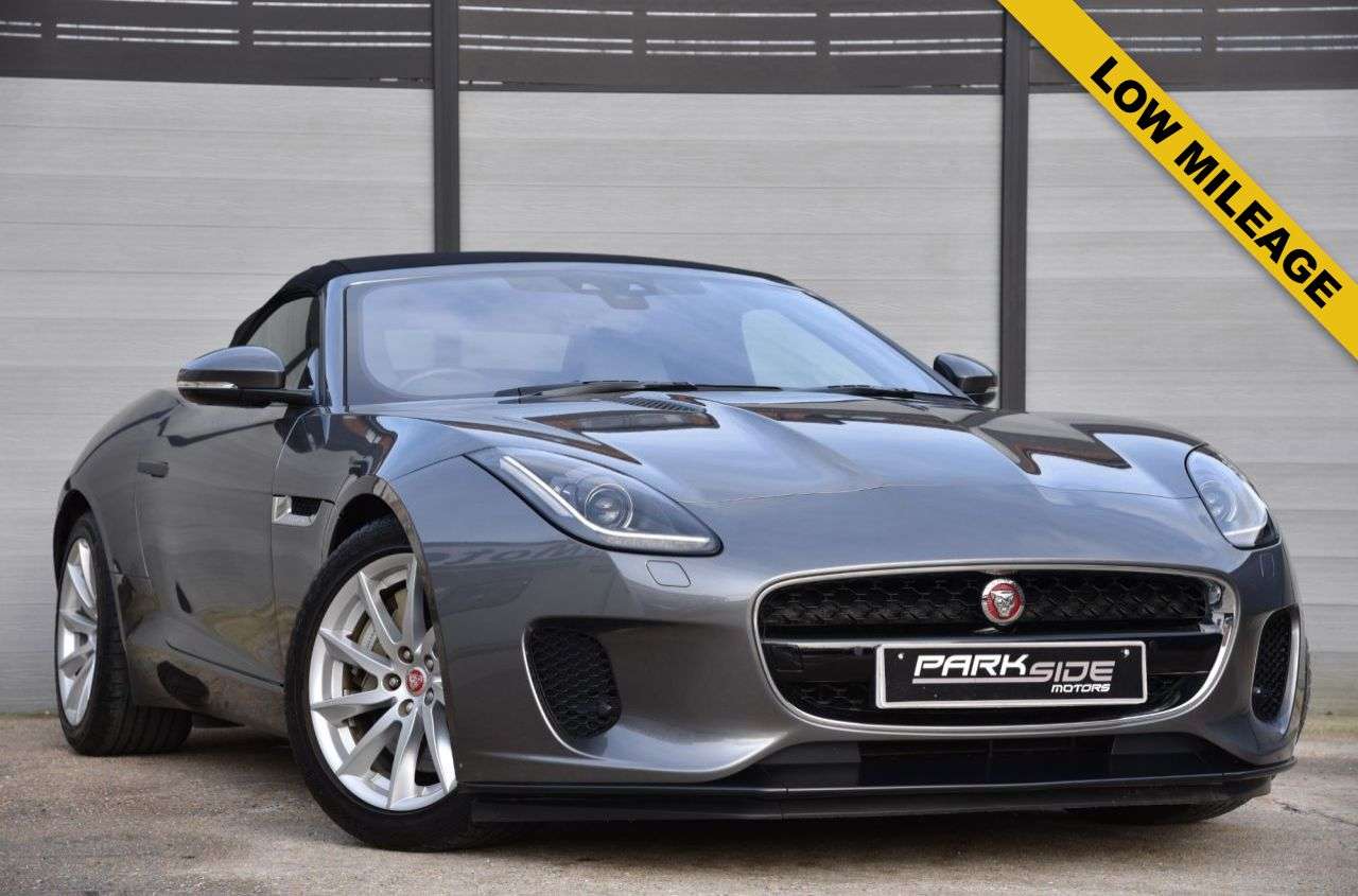 A 2019 JAGUAR F-TYPE 3.0 V6 GPF Convertible 2dr Petrol Auto Euro 6 (s/s) (340 ps) SATNAV | CAMER A 2019 JAGUAR F-TYPE 3.0 V6 GPF Convertible 2dr Petrol Auto Euro 6 (s/s) (340 ps) SATNAV | CAMER