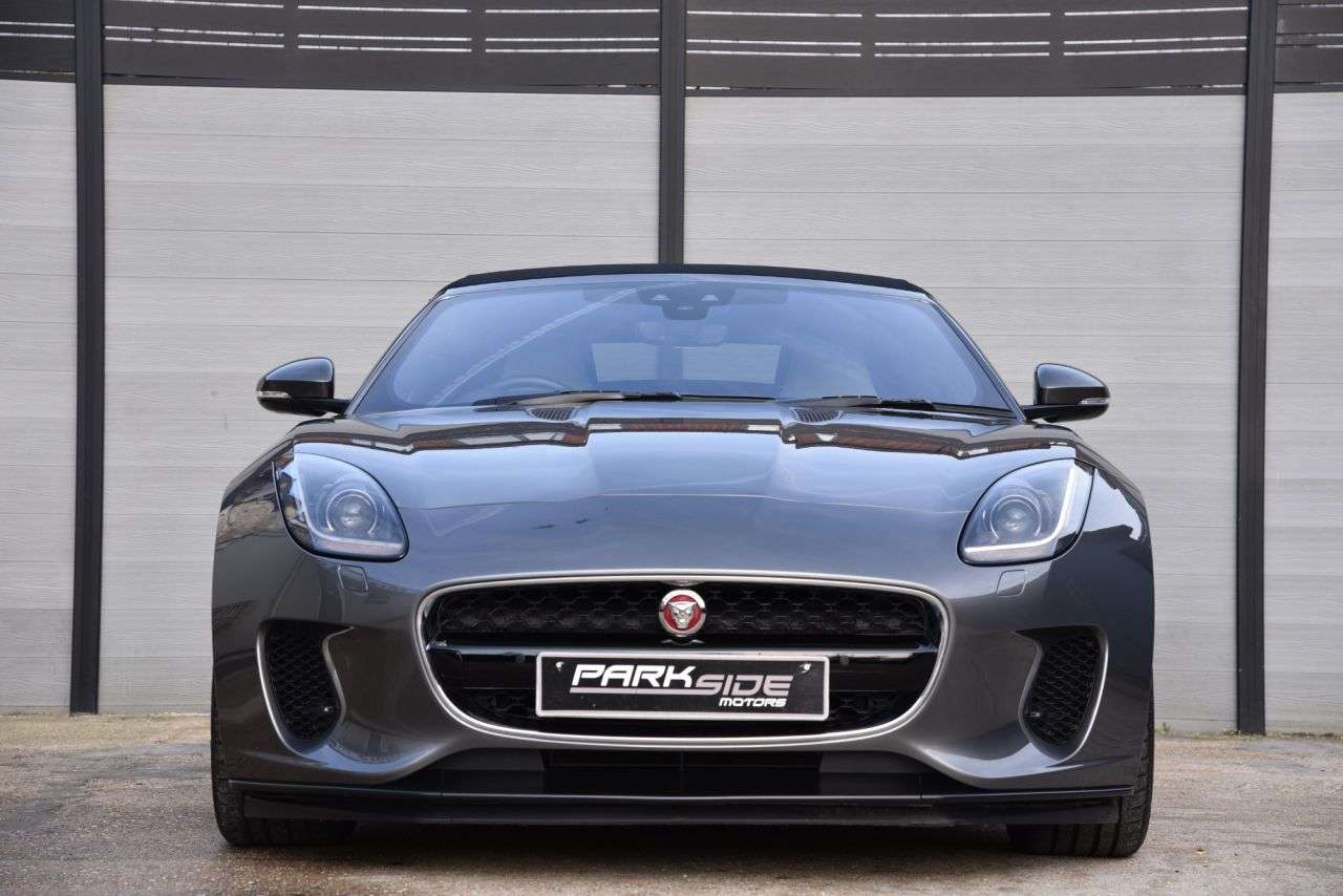 2019 JAGUAR F-TYPE 2019 JAGUAR F-TYPE