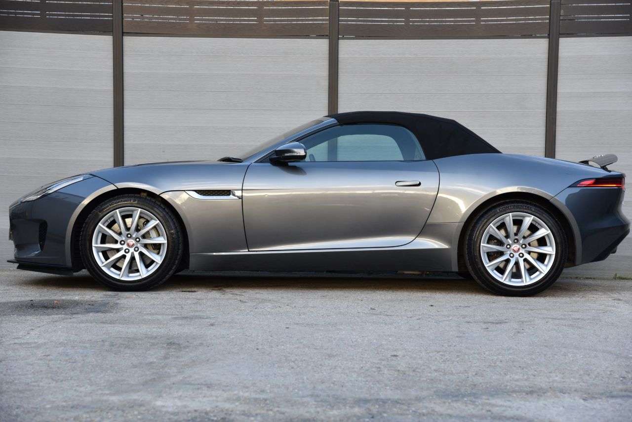 2019 JAGUAR F-TYPE 2019 JAGUAR F-TYPE