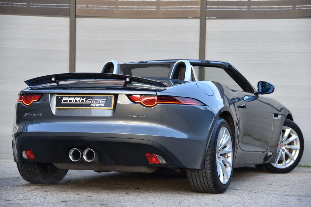 2019 JAGUAR F-TYPE 2019 JAGUAR F-TYPE