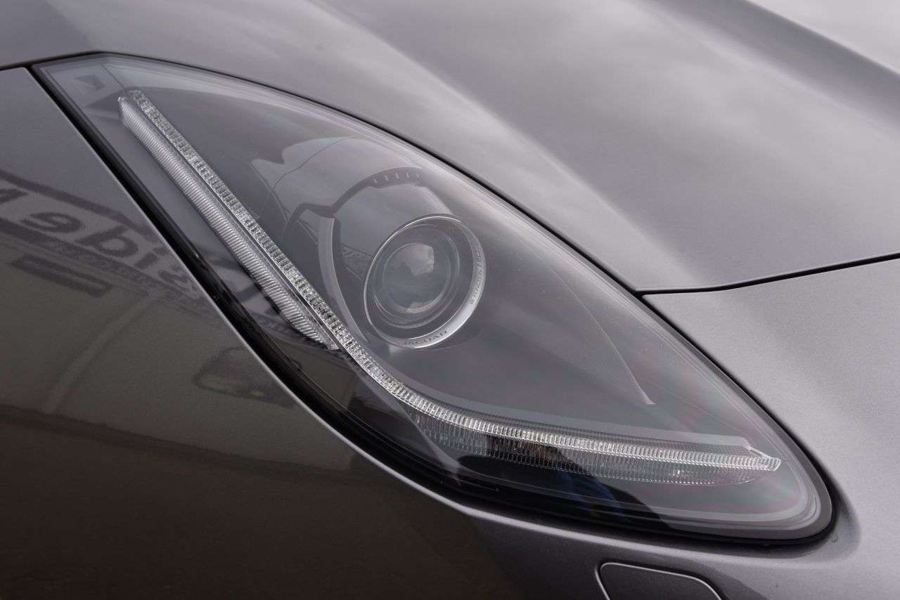 2019 JAGUAR F-TYPE 2019 JAGUAR F-TYPE