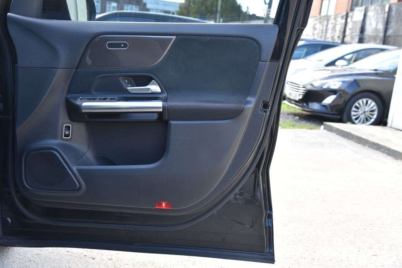 2021 MERCEDES-BENZ GLA 2021 MERCEDES-BENZ GLA