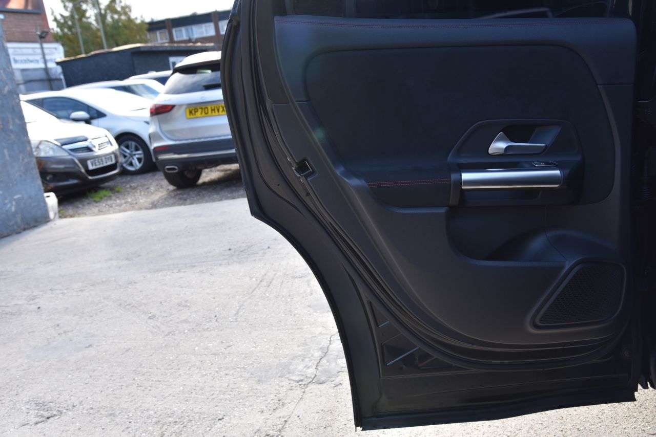 2021 MERCEDES-BENZ GLA 2021 MERCEDES-BENZ GLA