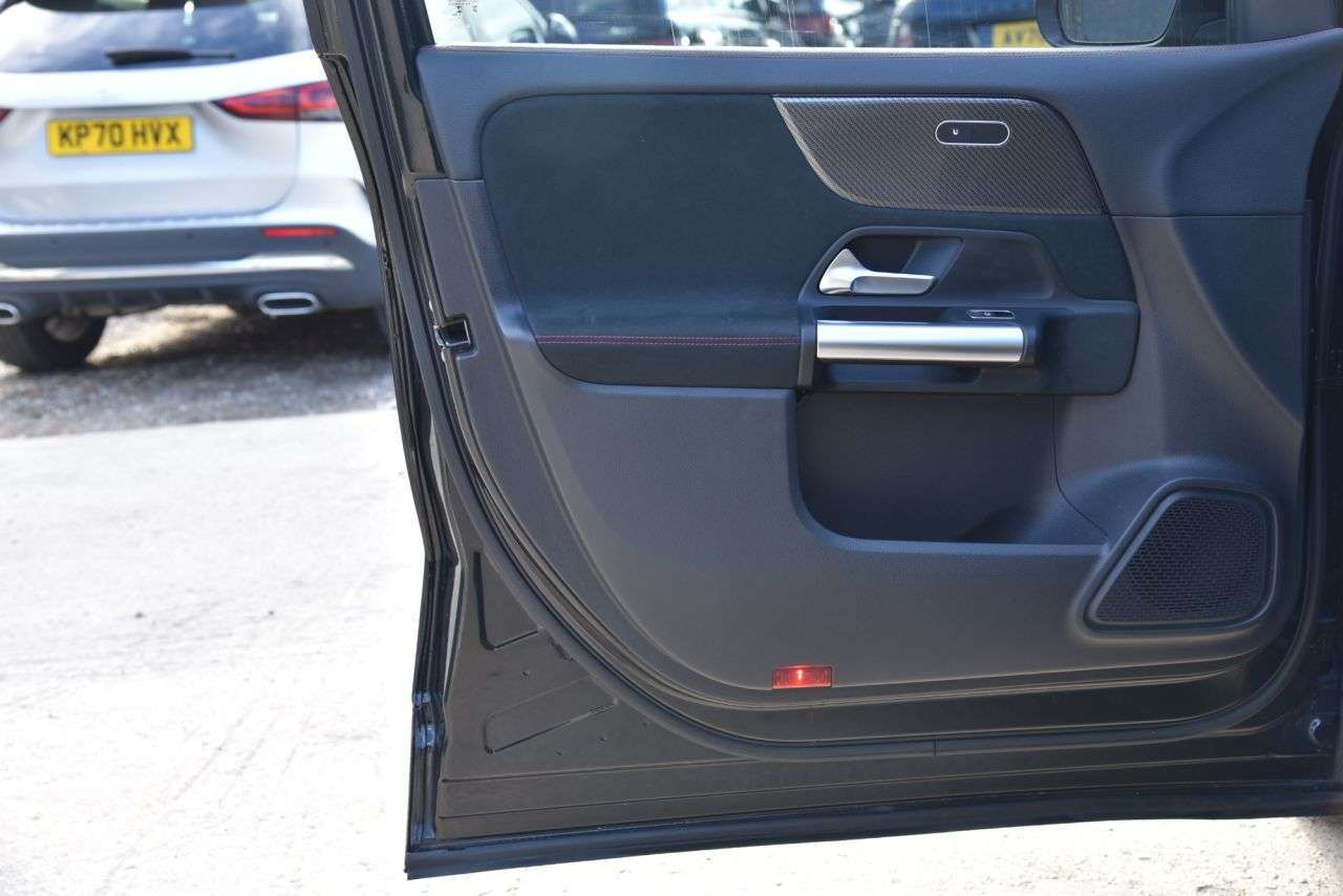 2021 MERCEDES-BENZ GLA 2021 MERCEDES-BENZ GLA