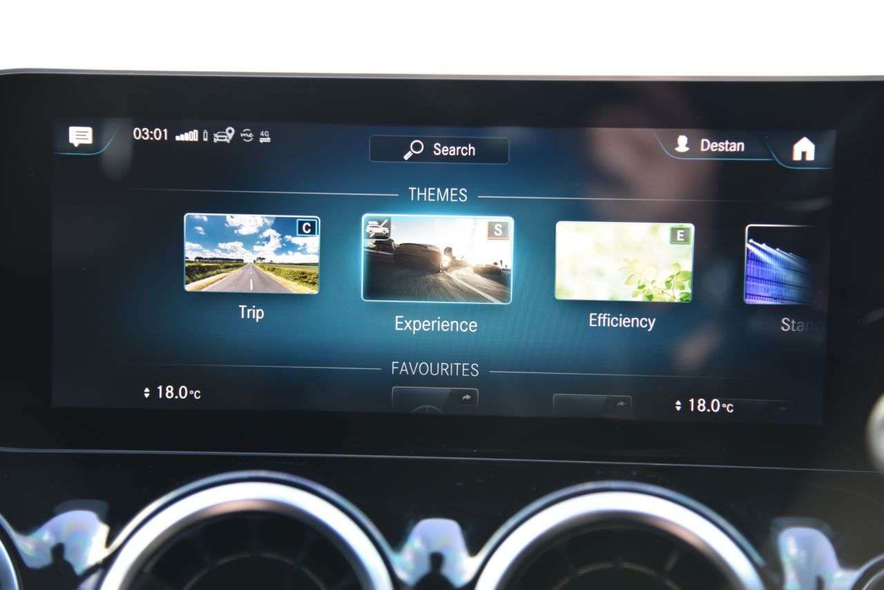 2021 MERCEDES-BENZ GLA 2021 MERCEDES-BENZ GLA