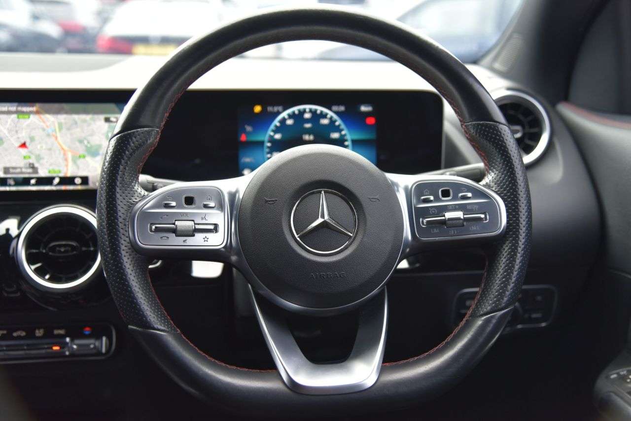 2021 MERCEDES-BENZ GLA 2021 MERCEDES-BENZ GLA