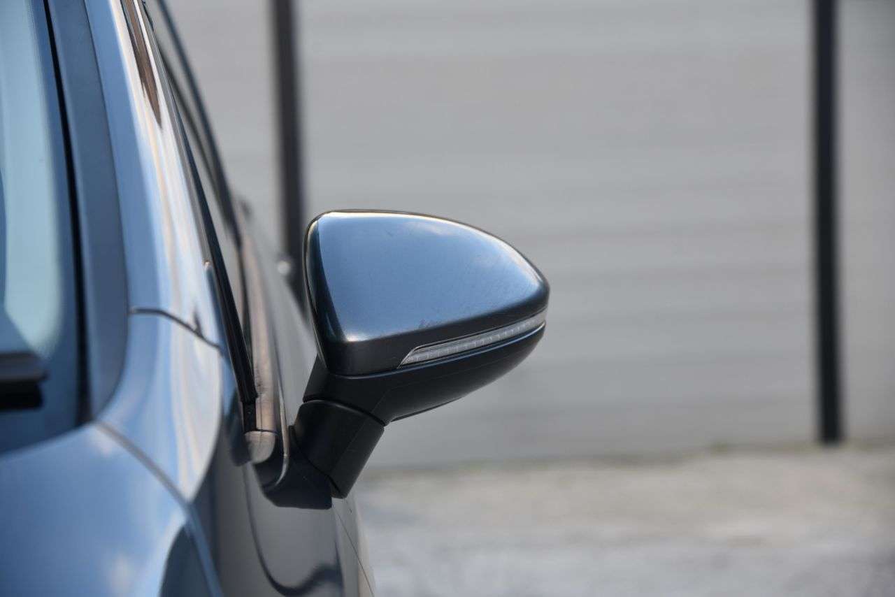 2016 VOLKSWAGEN TOURAN 2016 VOLKSWAGEN TOURAN