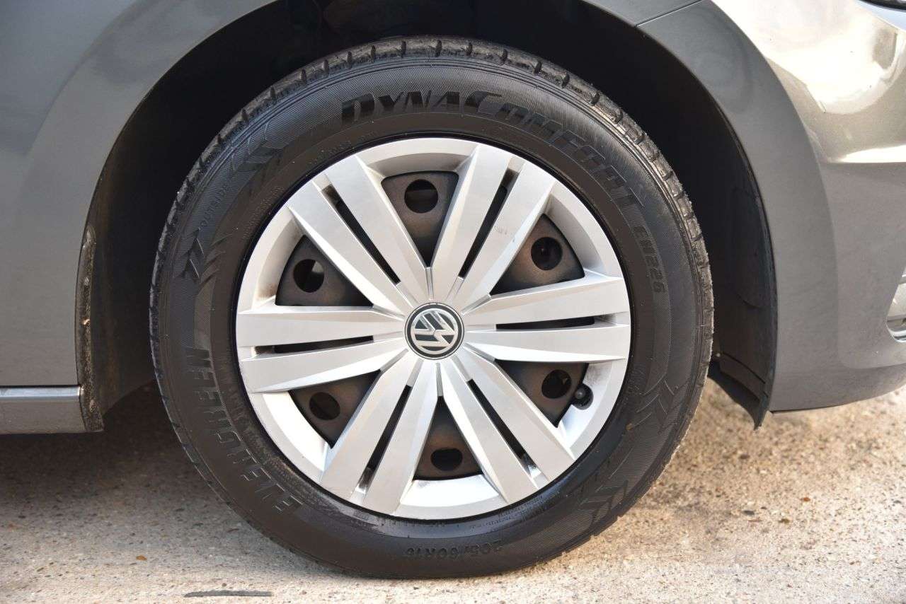 2016 VOLKSWAGEN TOURAN 2016 VOLKSWAGEN TOURAN