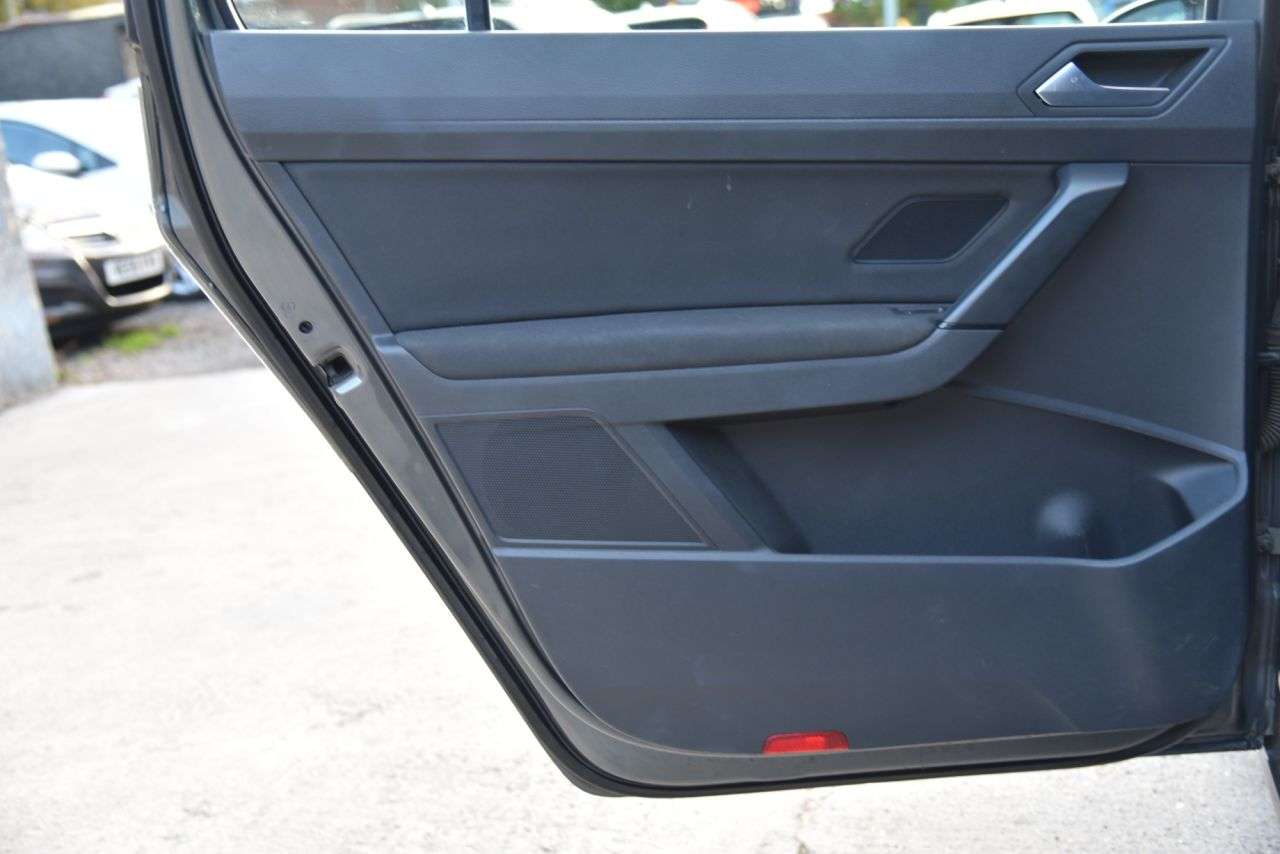 2016 VOLKSWAGEN TOURAN 2016 VOLKSWAGEN TOURAN