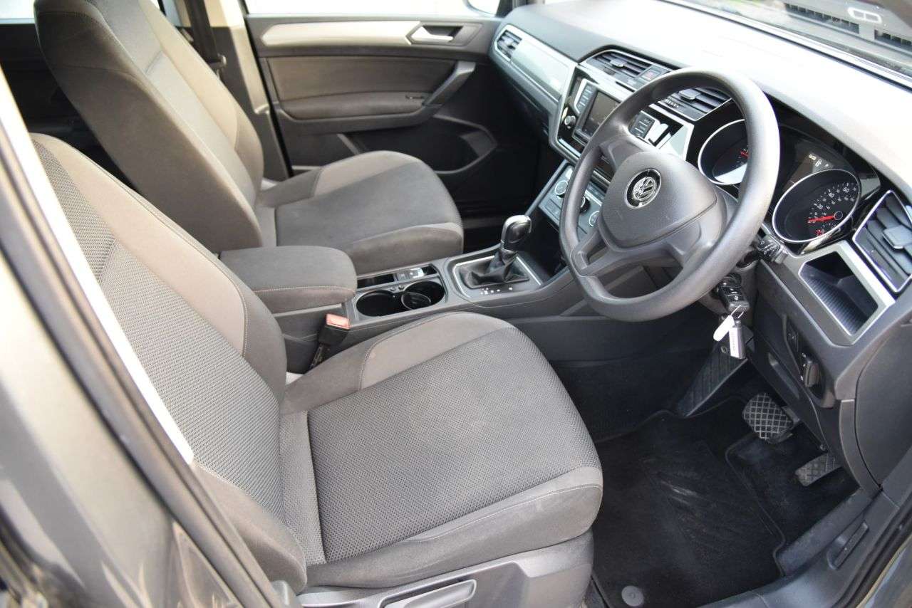 2016 VOLKSWAGEN TOURAN 2016 VOLKSWAGEN TOURAN