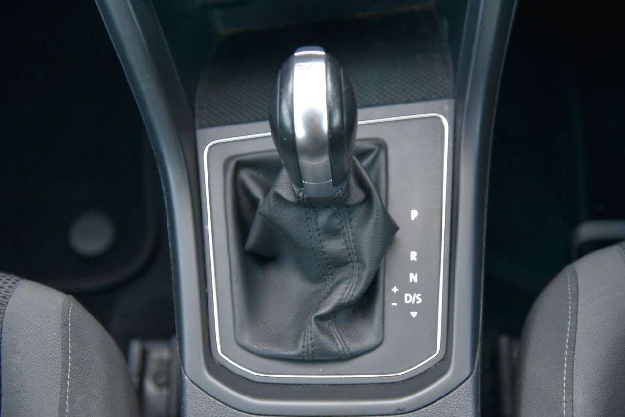 2016 VOLKSWAGEN TOURAN 2016 VOLKSWAGEN TOURAN