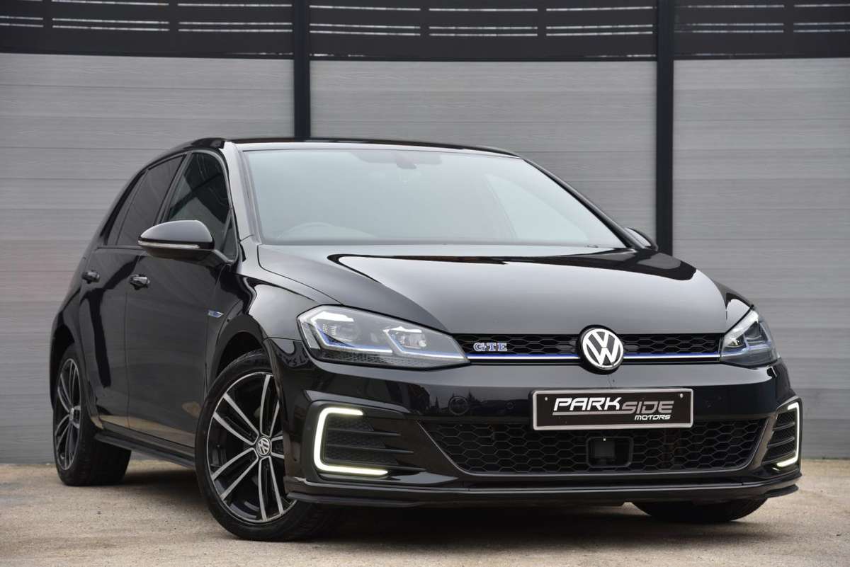 Check out this Volkswagen Golf 2018 Hybrid Electric Automatic