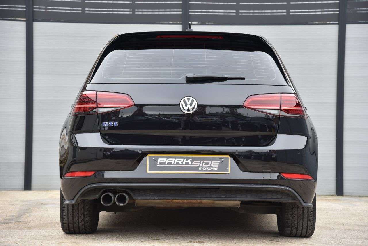 2018 VOLKSWAGEN GOLF 2018 VOLKSWAGEN GOLF