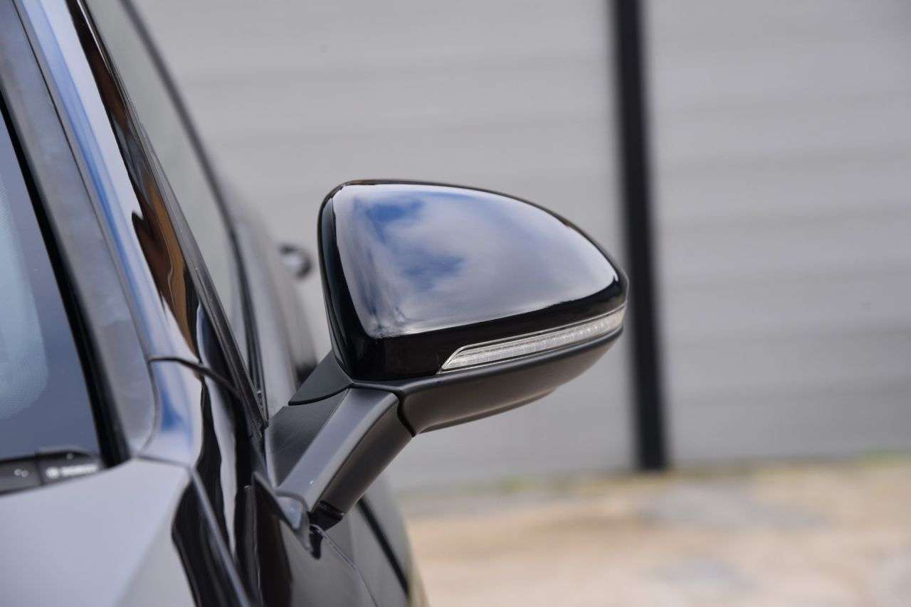 2018 VOLKSWAGEN GOLF 2018 VOLKSWAGEN GOLF