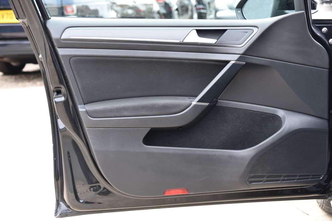 2018 VOLKSWAGEN GOLF 2018 VOLKSWAGEN GOLF