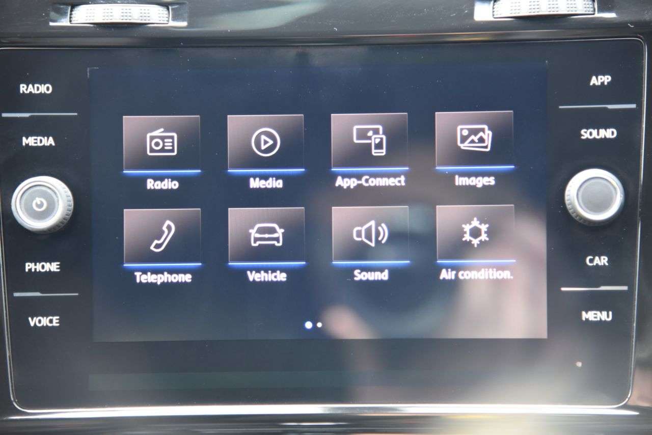 2018 VOLKSWAGEN GOLF 2018 VOLKSWAGEN GOLF