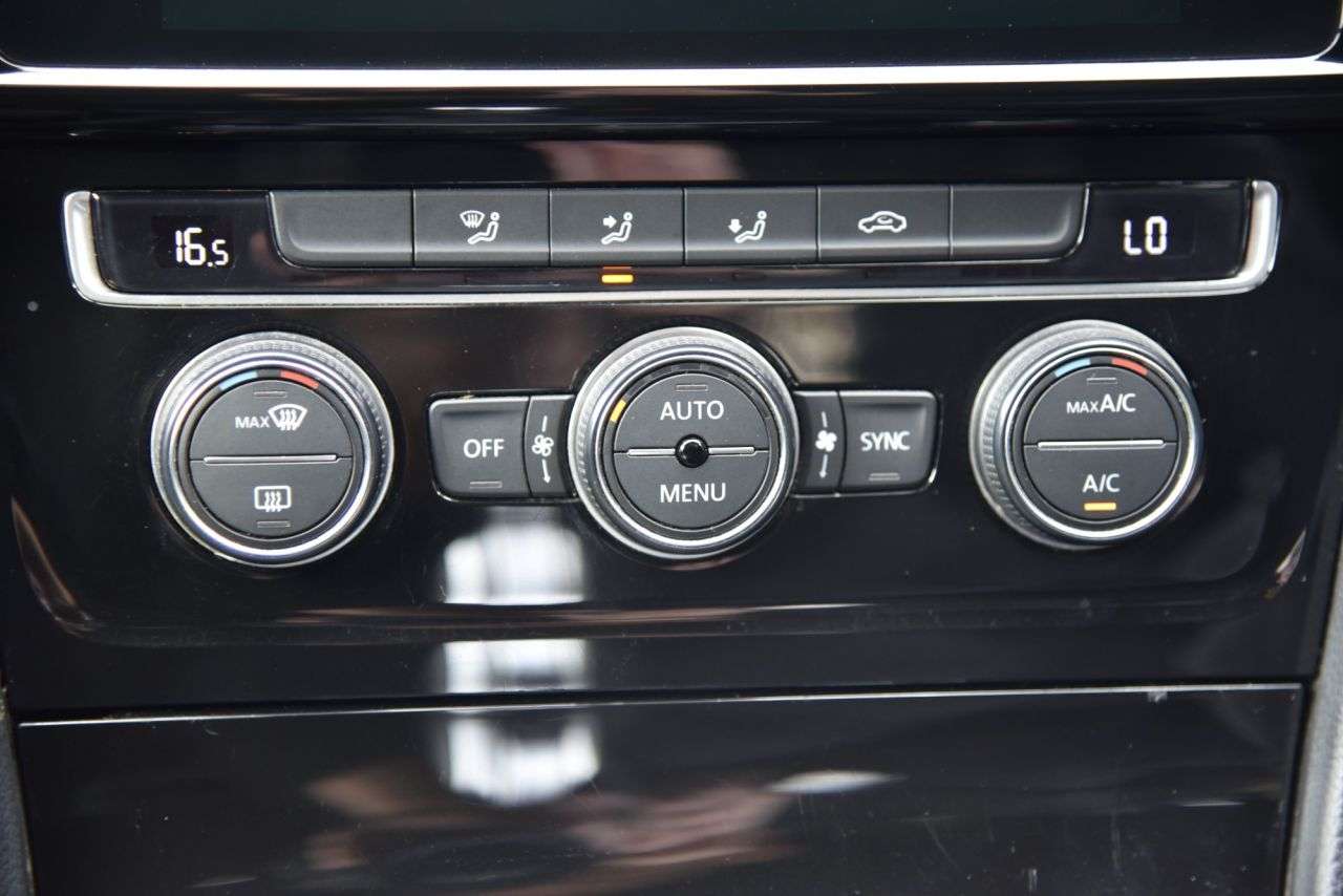 2018 VOLKSWAGEN GOLF 2018 VOLKSWAGEN GOLF