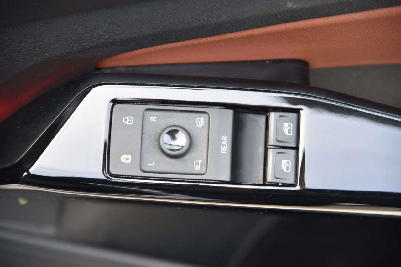 2021 VOLKSWAGEN ID.4 2021 VOLKSWAGEN ID.4