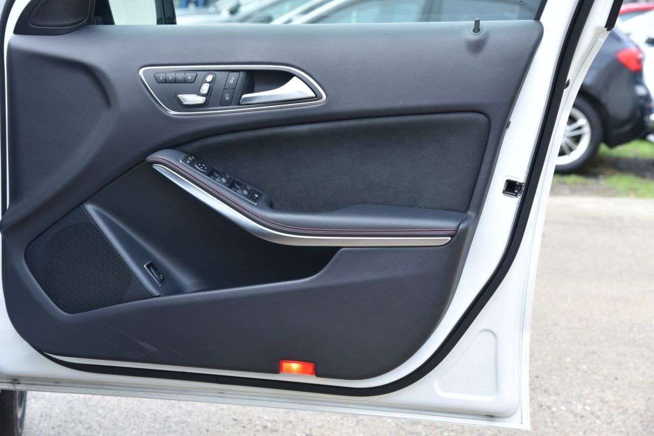 2018 MERCEDES-BENZ GLA 2018 MERCEDES-BENZ GLA