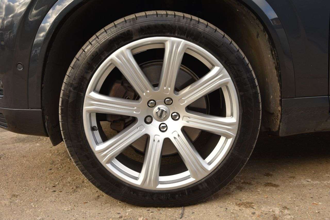 2017 VOLVO XC90 2017 VOLVO XC90