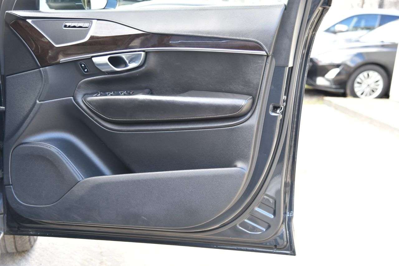 2017 VOLVO XC90 2017 VOLVO XC90