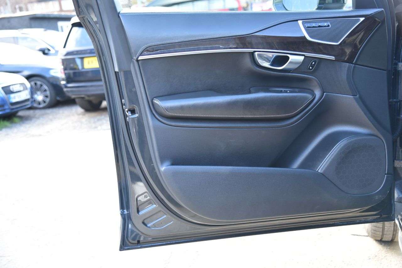 2017 VOLVO XC90 2017 VOLVO XC90