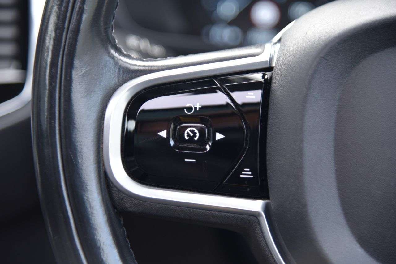 2017 VOLVO XC90 2017 VOLVO XC90