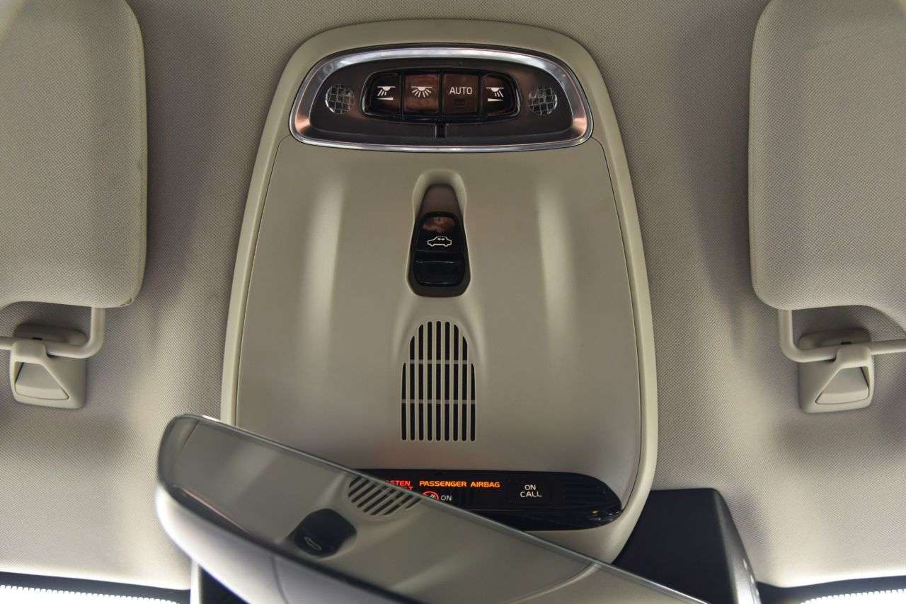 2017 VOLVO XC90 2017 VOLVO XC90